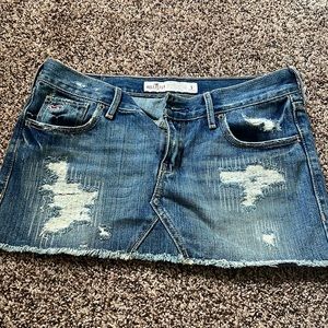 Hollister skirt size 3